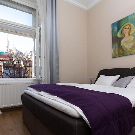 Elegant Apartment With Buda Castle View Budapest Eksteriør billede